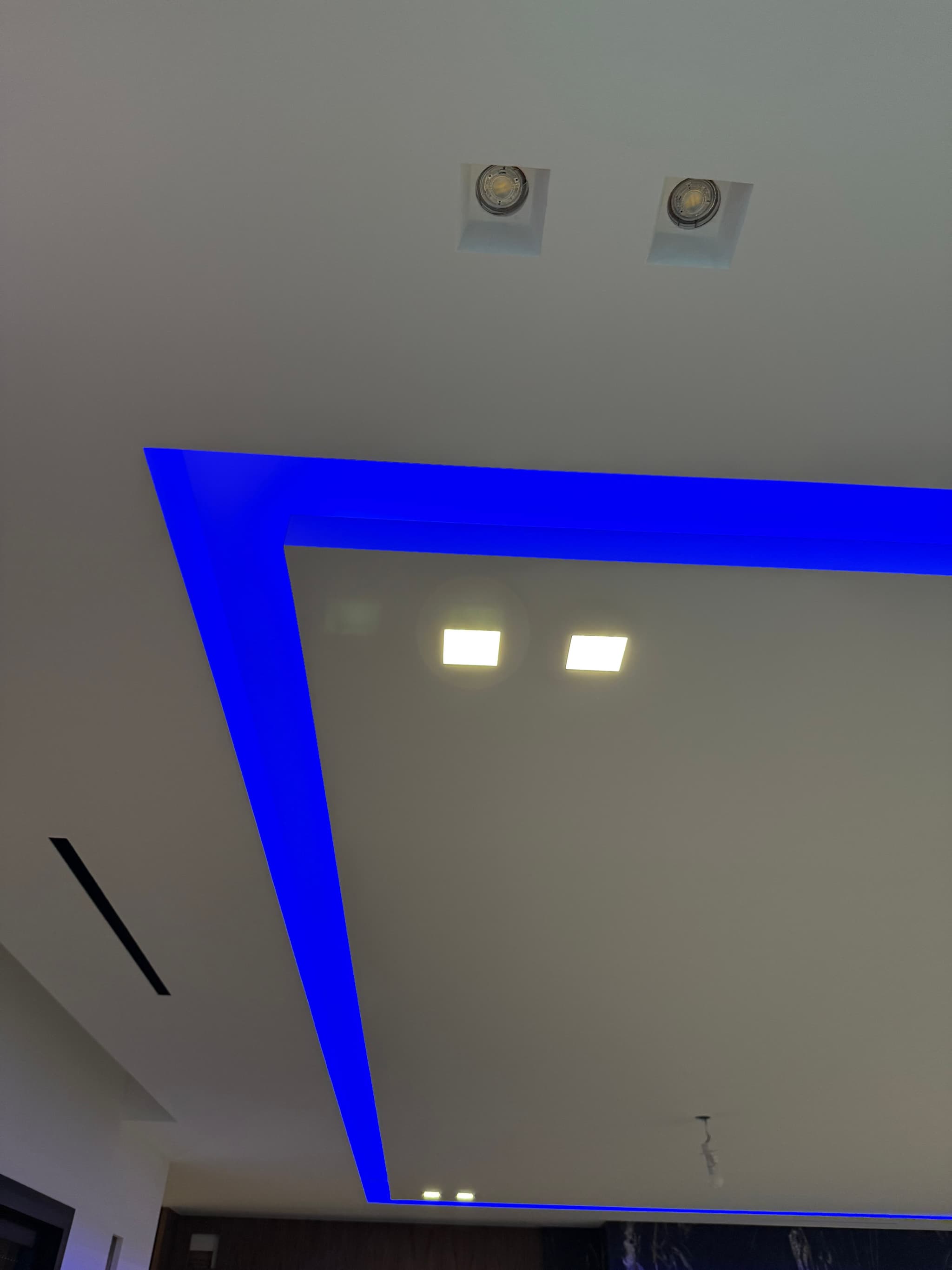 Installation Domotique Intégrale à Val-de-Marne (94000) - Maison Connectée Haut de Gamme