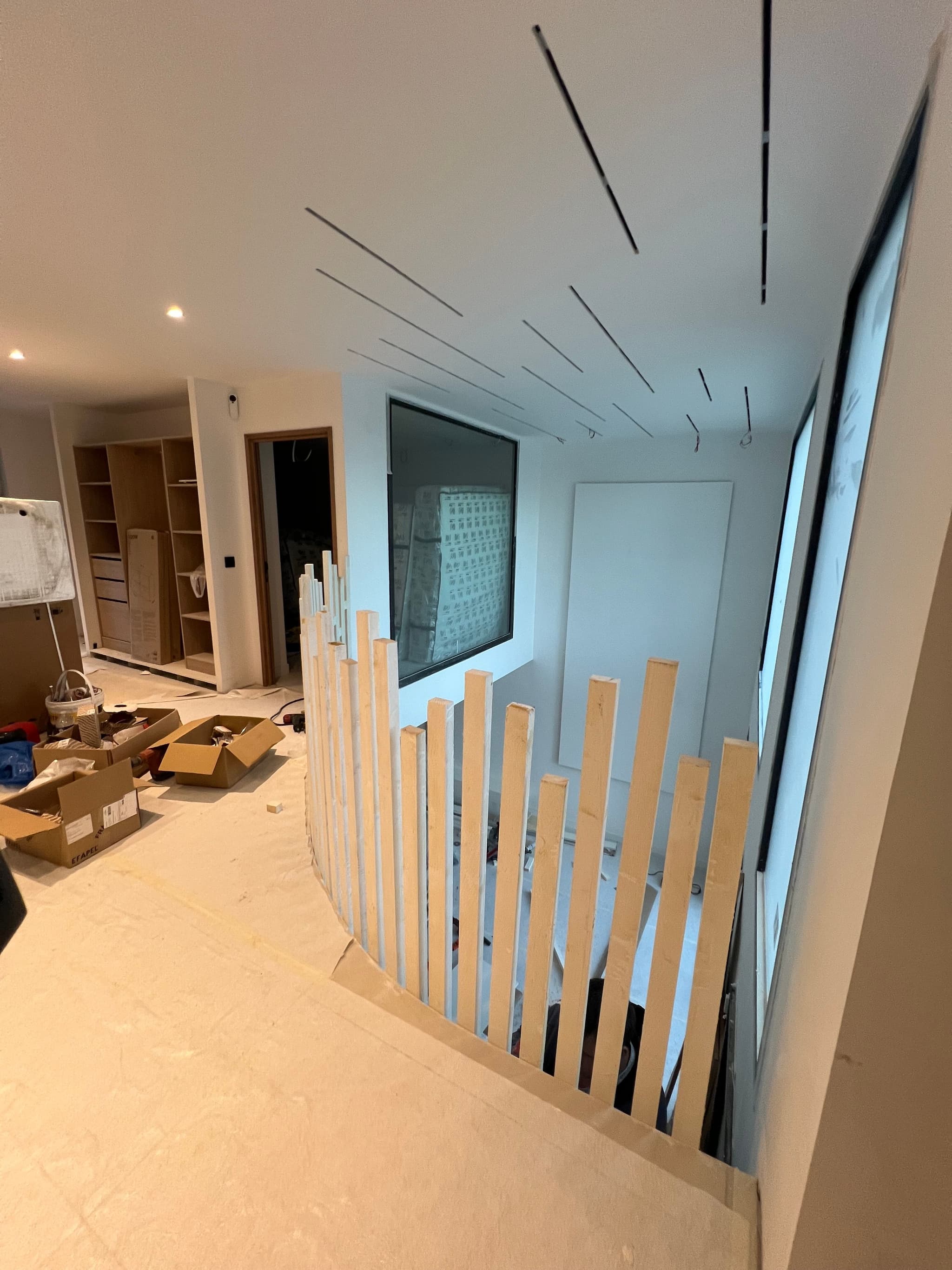 Éclairage LED Encastré sur Mesure à Thorigny-sur-Marne (77400) - Profilés Premium et Installation Pro