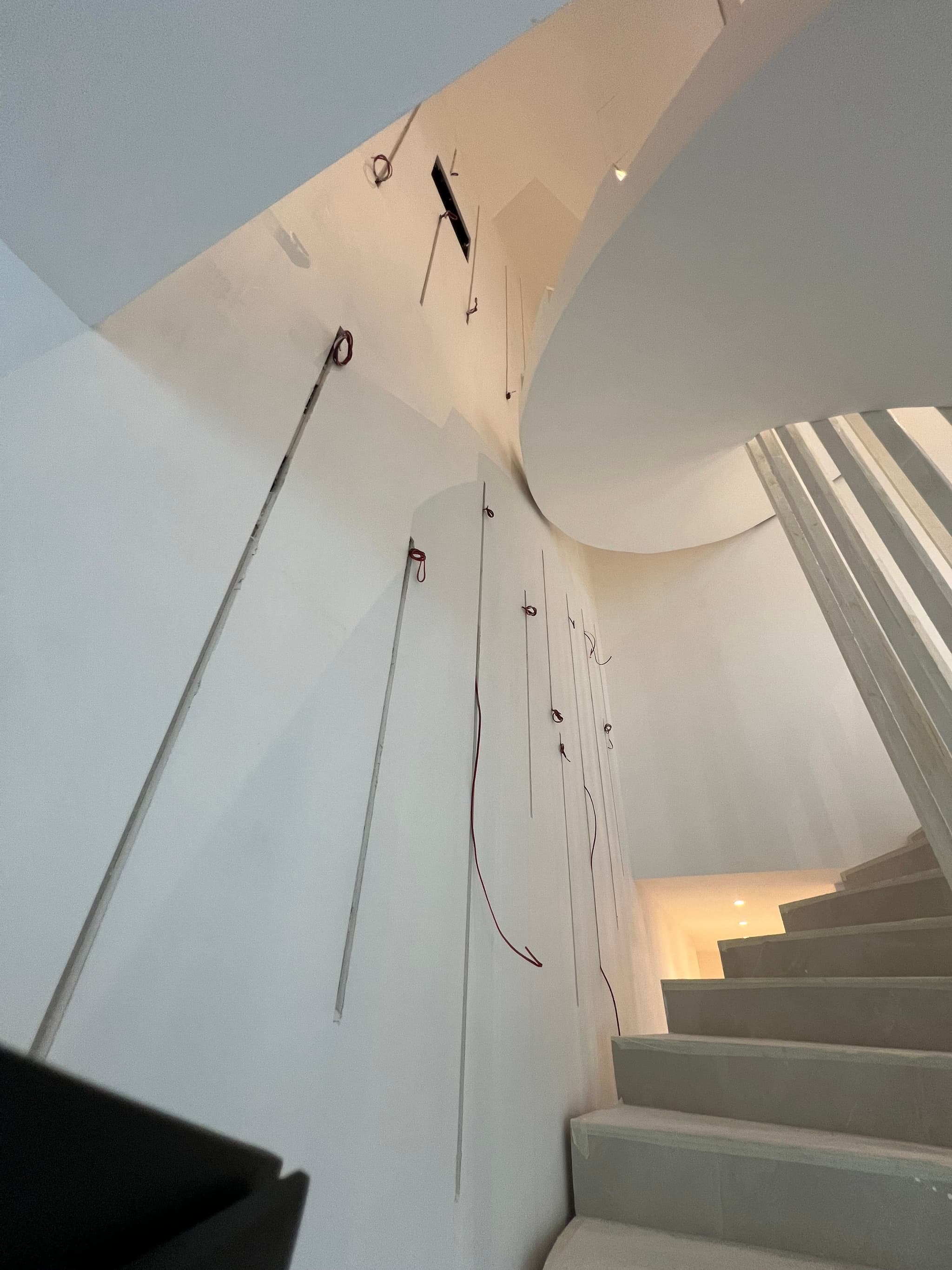 Éclairage LED Encastré sur Mesure à Thorigny-sur-Marne (77400) - Profilés Premium et Installation Pro