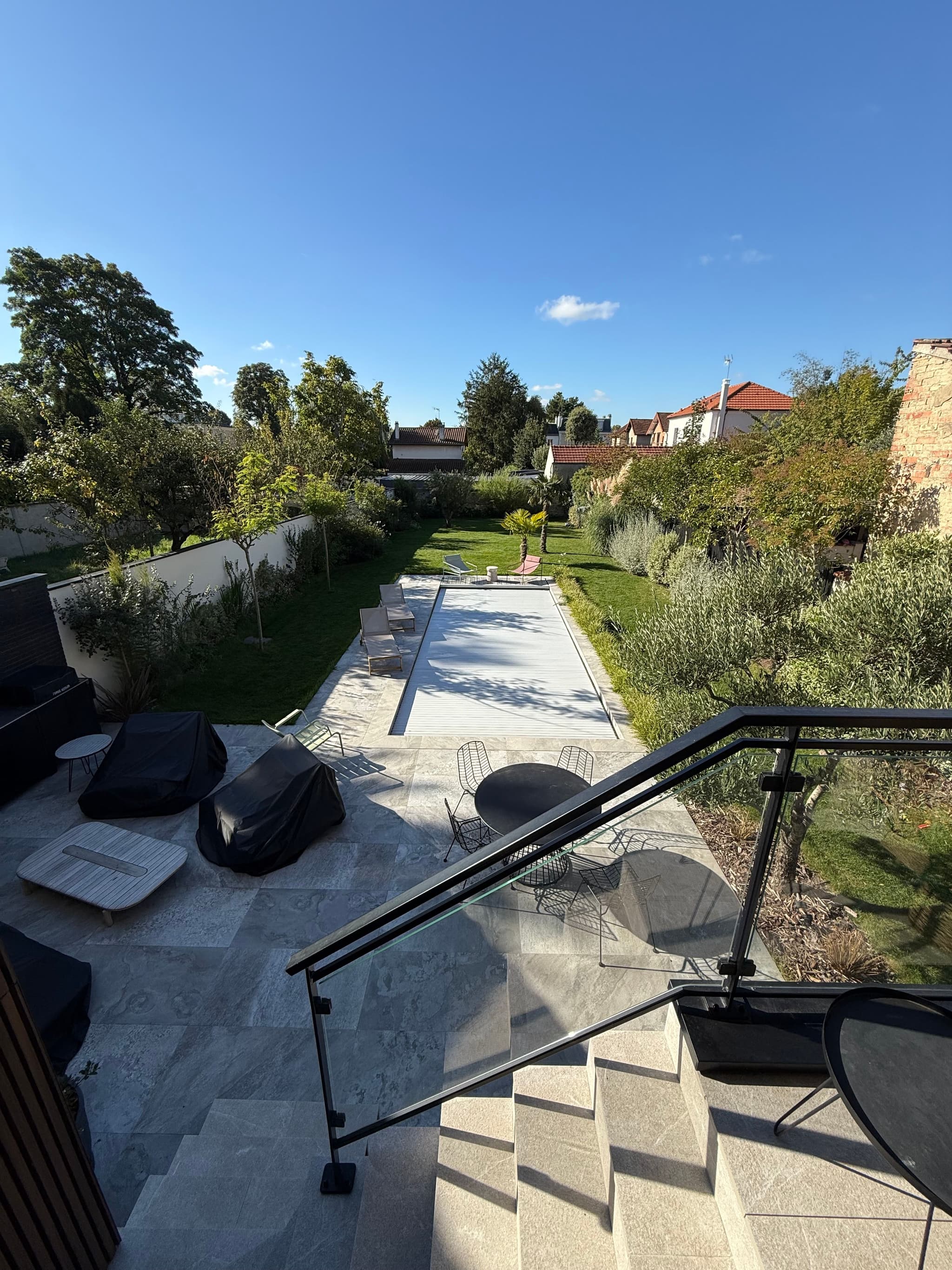 Éclairage Extérieur Haut de Gamme à Sucy-en-Brie (94370) — Mise en Lumière Architecturale de Pavillon